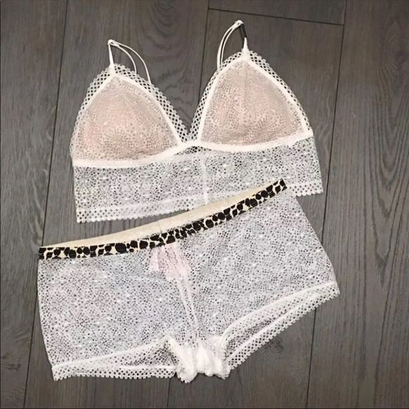 Victorias Secret crochet padded bralette matching Boyshorts Shortie panty set S - Picture 4 of 5